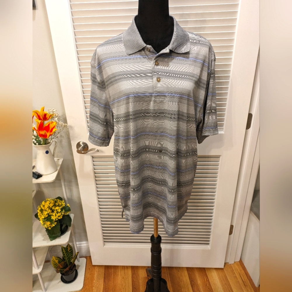 Men's T- Shirt Size XL Used